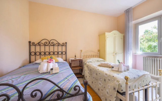 Villa Clara few km From the sea