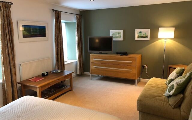 The Boat House Bed and Breakfast