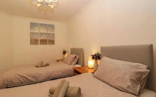 The Coach House Apartment