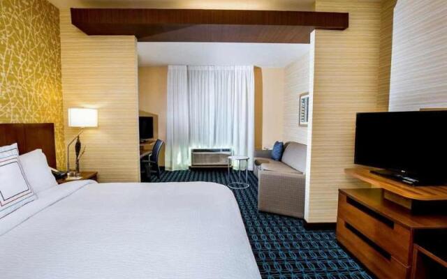 Fairfield Inn & Suites By Marriott Richmond West