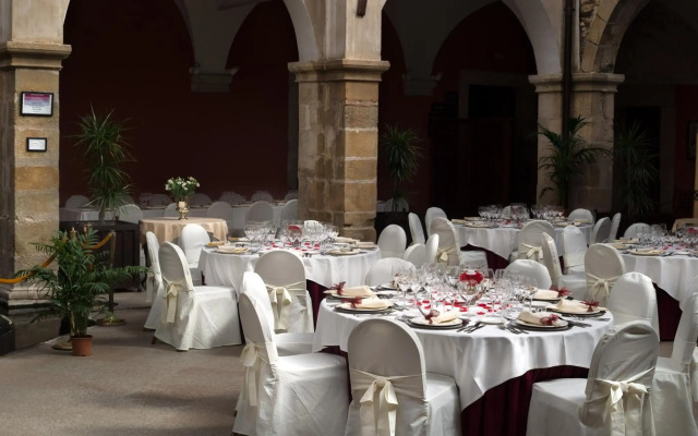 Hotel Izan Trujillo