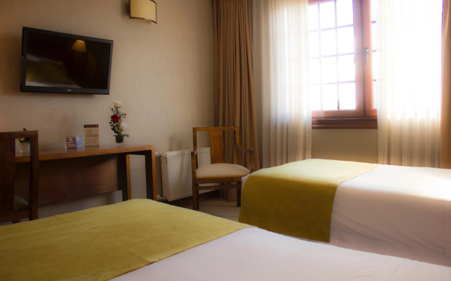 Hotel Almasur Punta Arenas