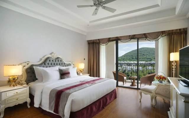 Vinpearl Golf Land Resort & Villas