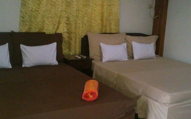 Double Diamond Inn Guest House