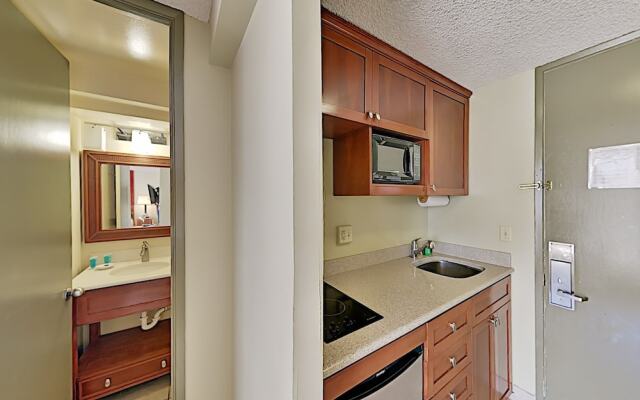 Pacific Monarch 901 Condo By Redawning