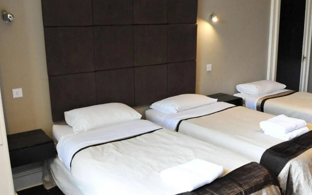 Thrums Hotel