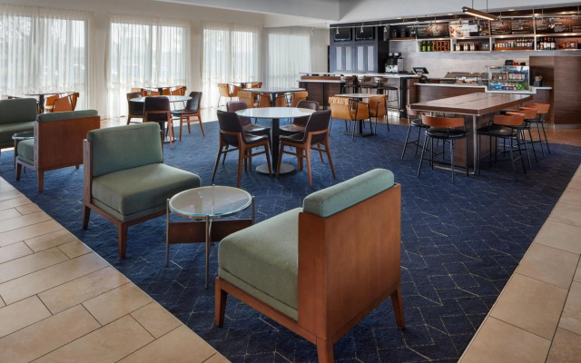 Courtyard by Marriott Columbus Dublin