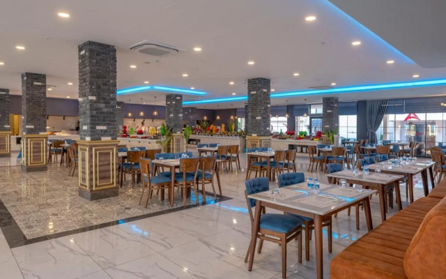 Lavia Hotels Lara
