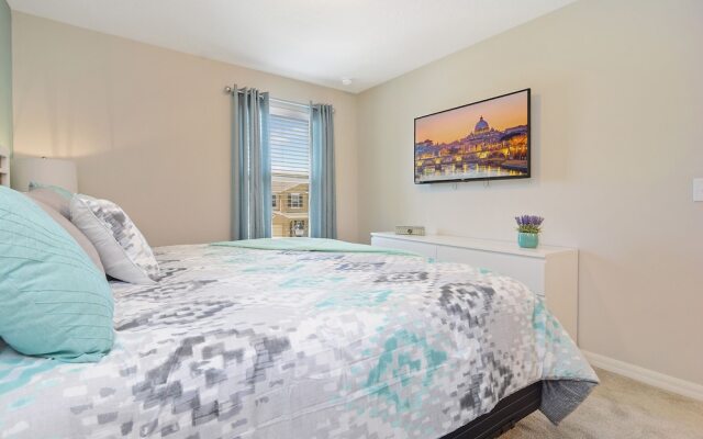 Four Bedroom Sleeps 10 w/GameRoom 5152A