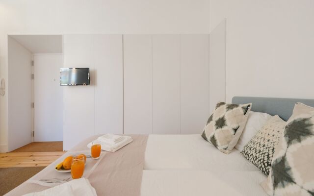 JOIVY Chic studio w/city view in Santa Catarina, 10mins from São Bento Palace