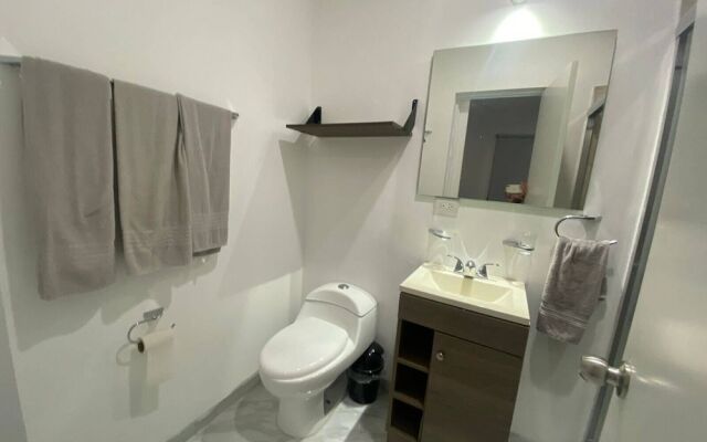 Condos MDS7A ByTrvl2hm