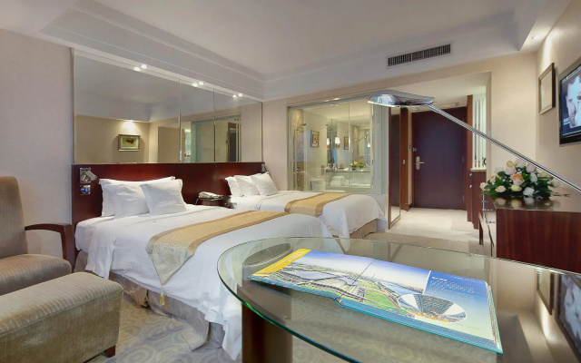 President Hotel