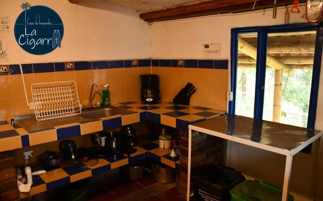 La Cigarra Cine y Cafe