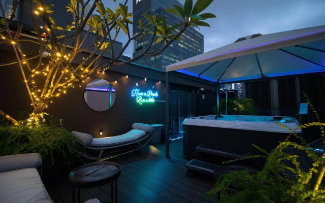Hotel NuVe Elements