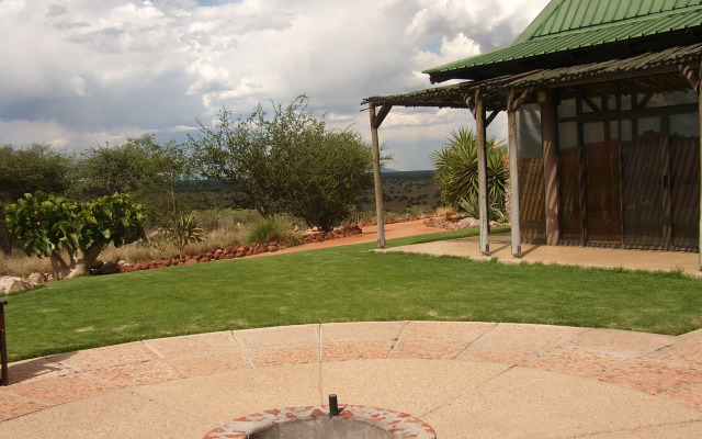 Otjiwa Safari Lodge