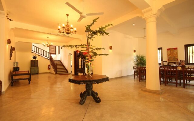 Kingfisher Hotel