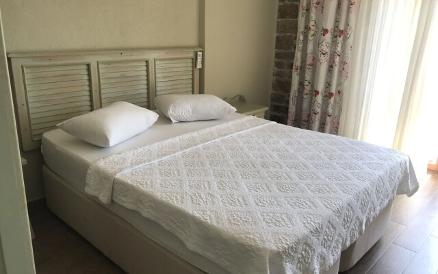 Gokceada Yakamoz Motel