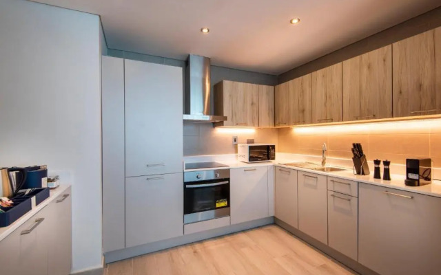 Centara West Bay Hotel & Residences Doha