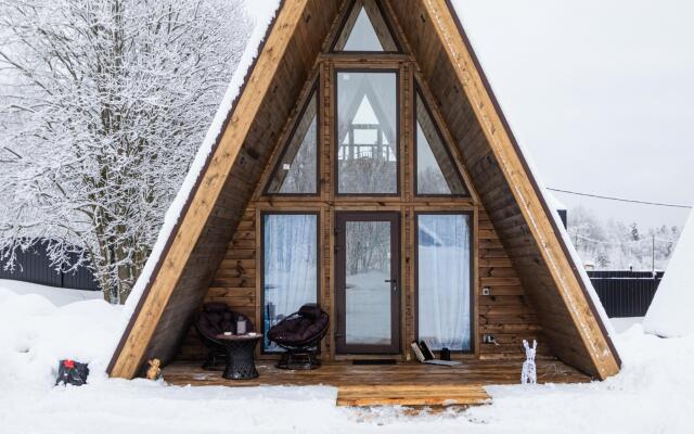 Paradise In A Hut In Korobitsyno