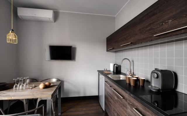 Too-good Apartments