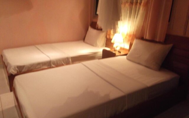 Khao Sok Chee Wa Lai Resort