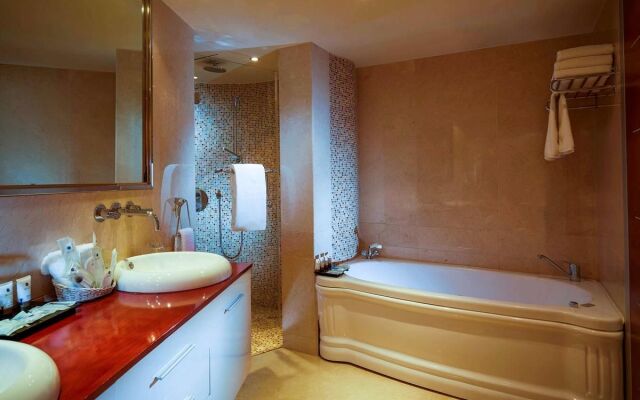 Frontel Al Harithia Hotel