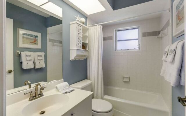 Plantation Court Home