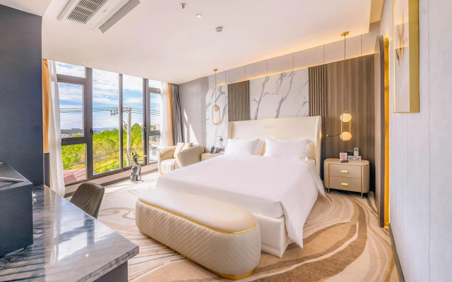 New Century Dalat Hotel