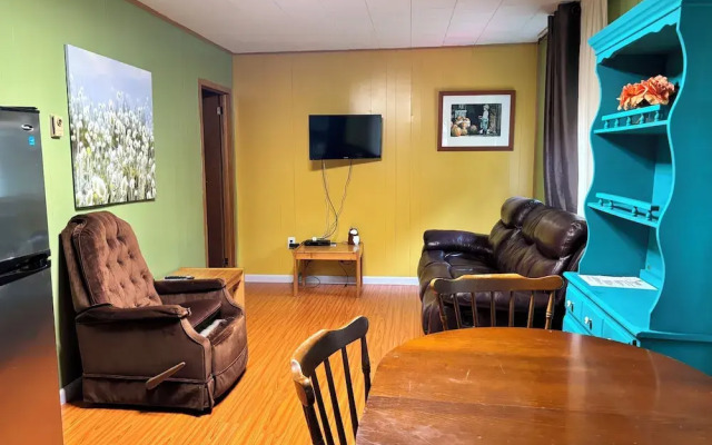 Lakefront Hideaway Resort