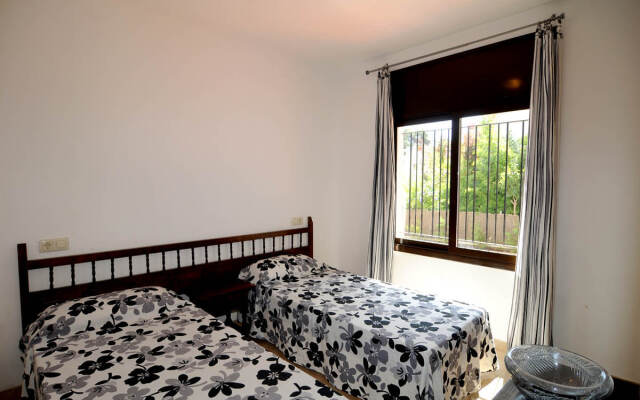 Apartamentos AR Family Caribe