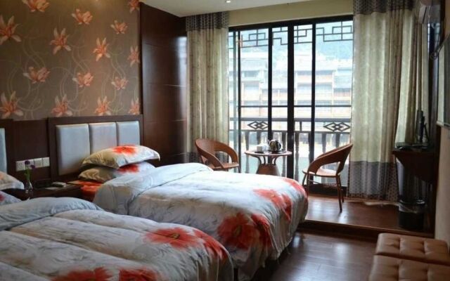 Fengcheng Qiangufengqing Hotel