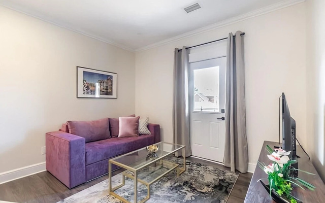 Rideau 1Bd Apartment Balcony Free Parking 2