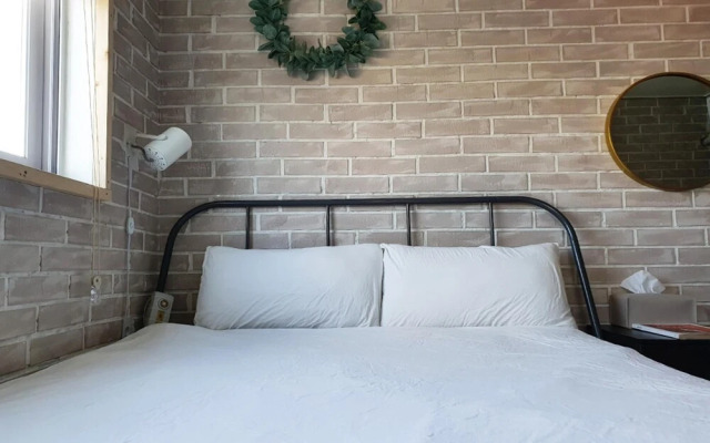 Sokcho Hutte Guest House
