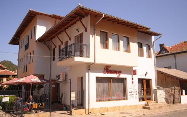 Family Hotel Biju