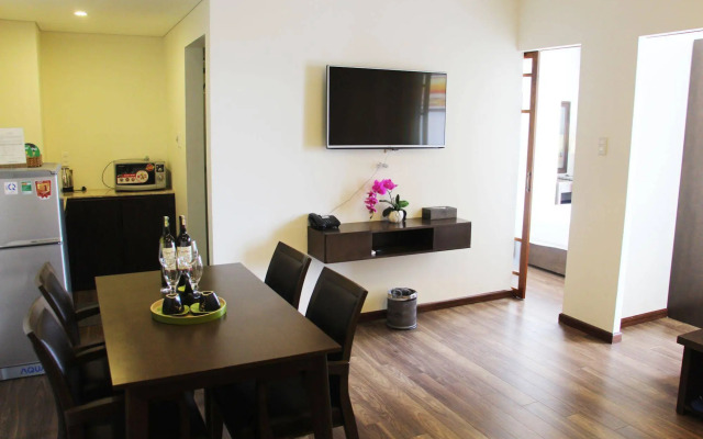 Danaciti Hotel