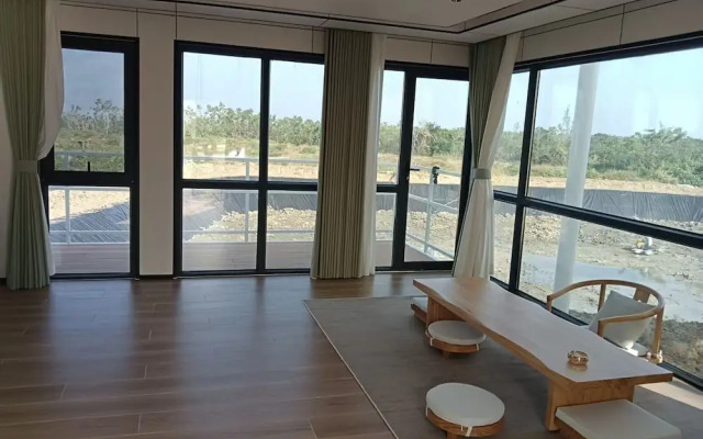 Unicorn Rocket Resort