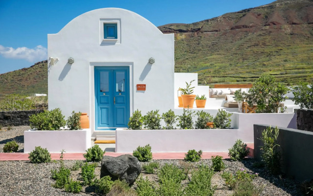 Vino Houses