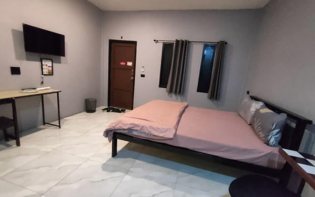 Check-in Resort