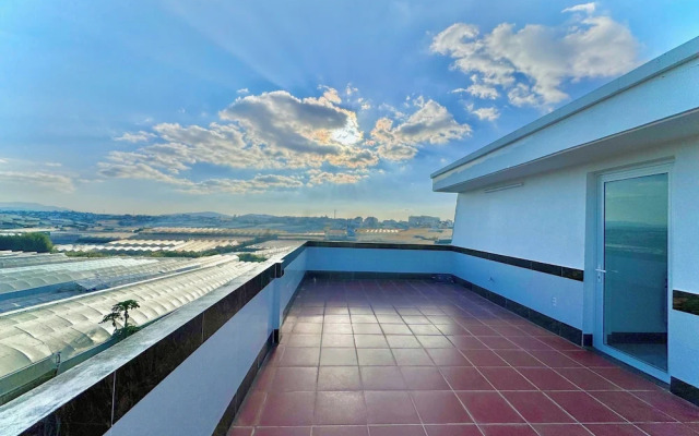 Japan Villa Homestay ByTheHill