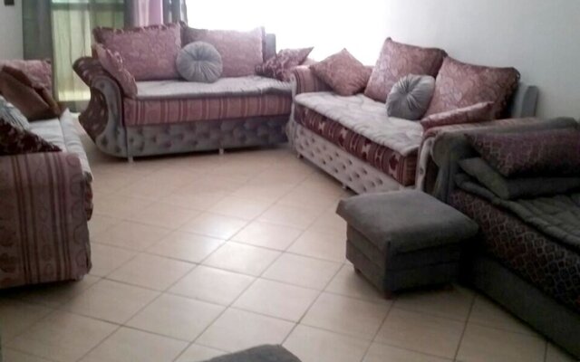 House With 2 Bedrooms in Martil, With Pool Access and Furnished Terrac