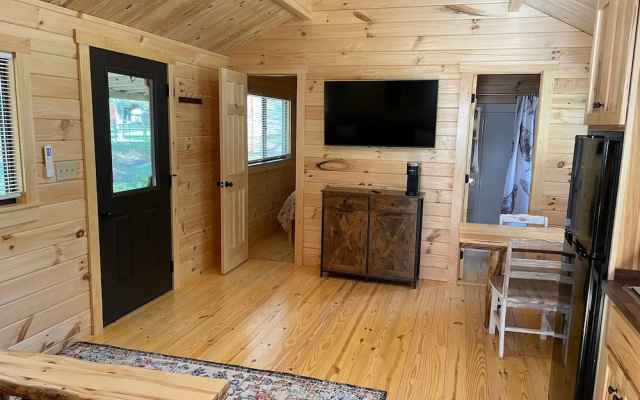 Cobb Creek Cabins