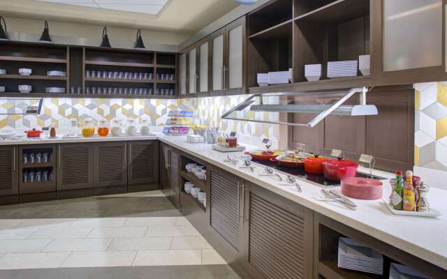 Hyatt Place Dallas / The Colony