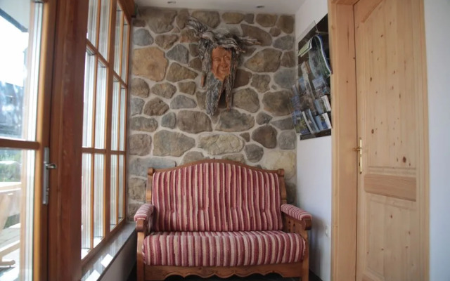 Villa Flora Apartments