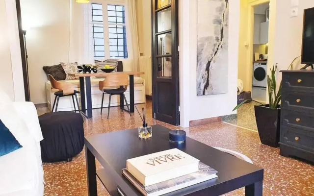 COZY Stylish Apt., 800m to METRO, 2min to Highway