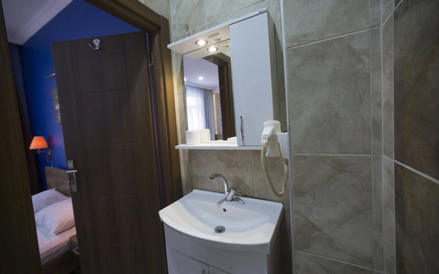 Taksim Park Suites