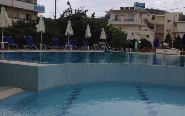 Yiannis Apartments
