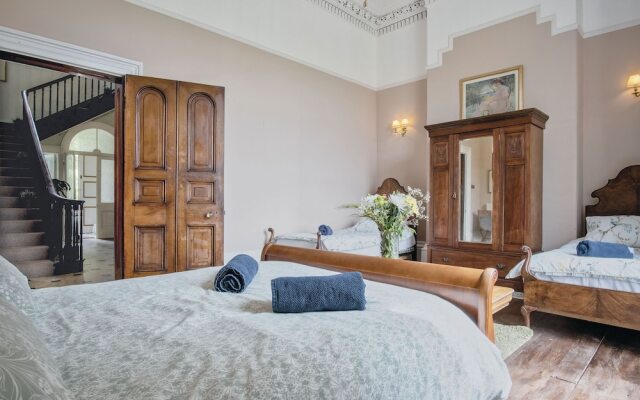 Rumwell Park - 8 Bedroom Manor House- Taunton