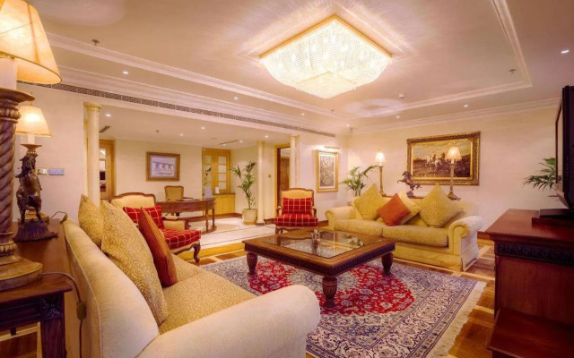 Отель Corniche Abu Dhabi