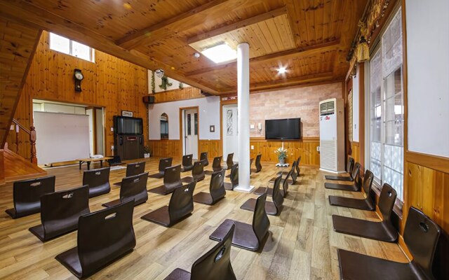 Ganghwadogold Villa Pension