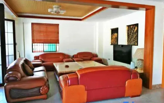 Sanya Yuge Shiguang Village Villa Rental (Jiaotou Bay)